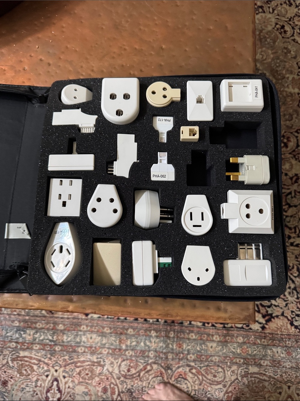 Universal White Travel Plug Adapter Kit - Multiple Outlet Styles